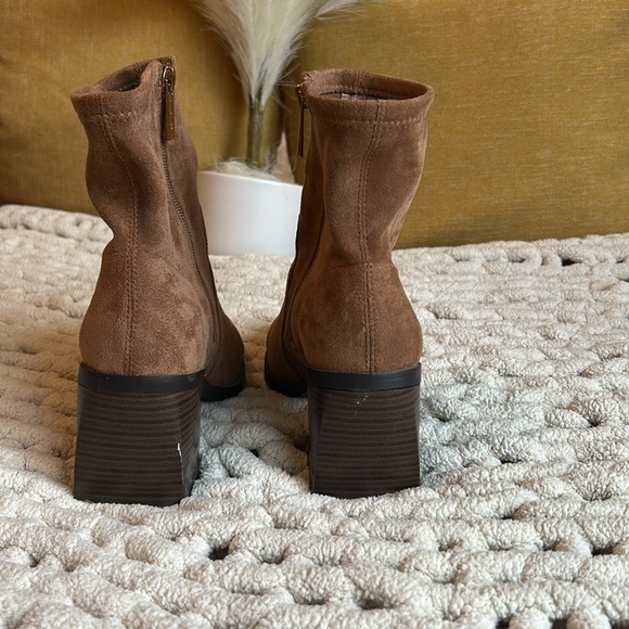 Anne Klein suede boots - Picture 10 of 13